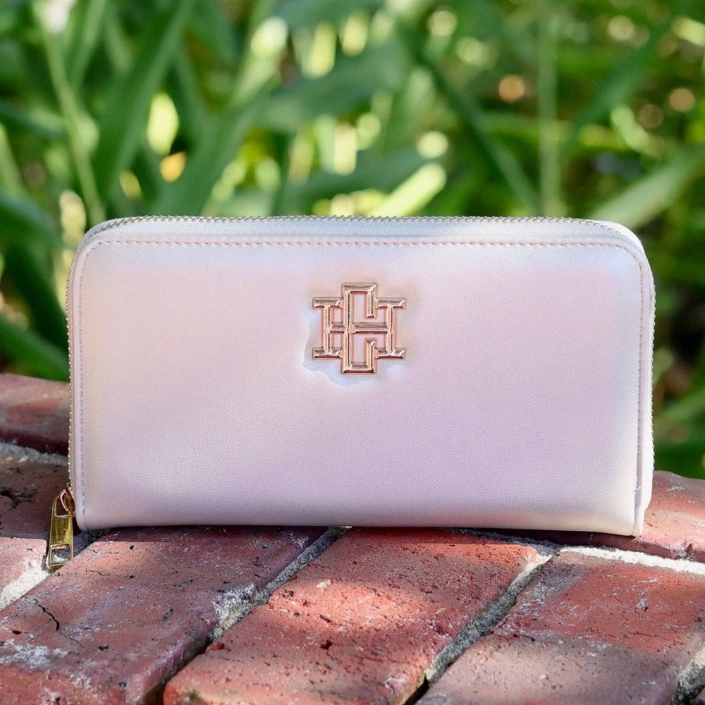Caroline Hill Penelope Pearl Lamb Skin Wallet
